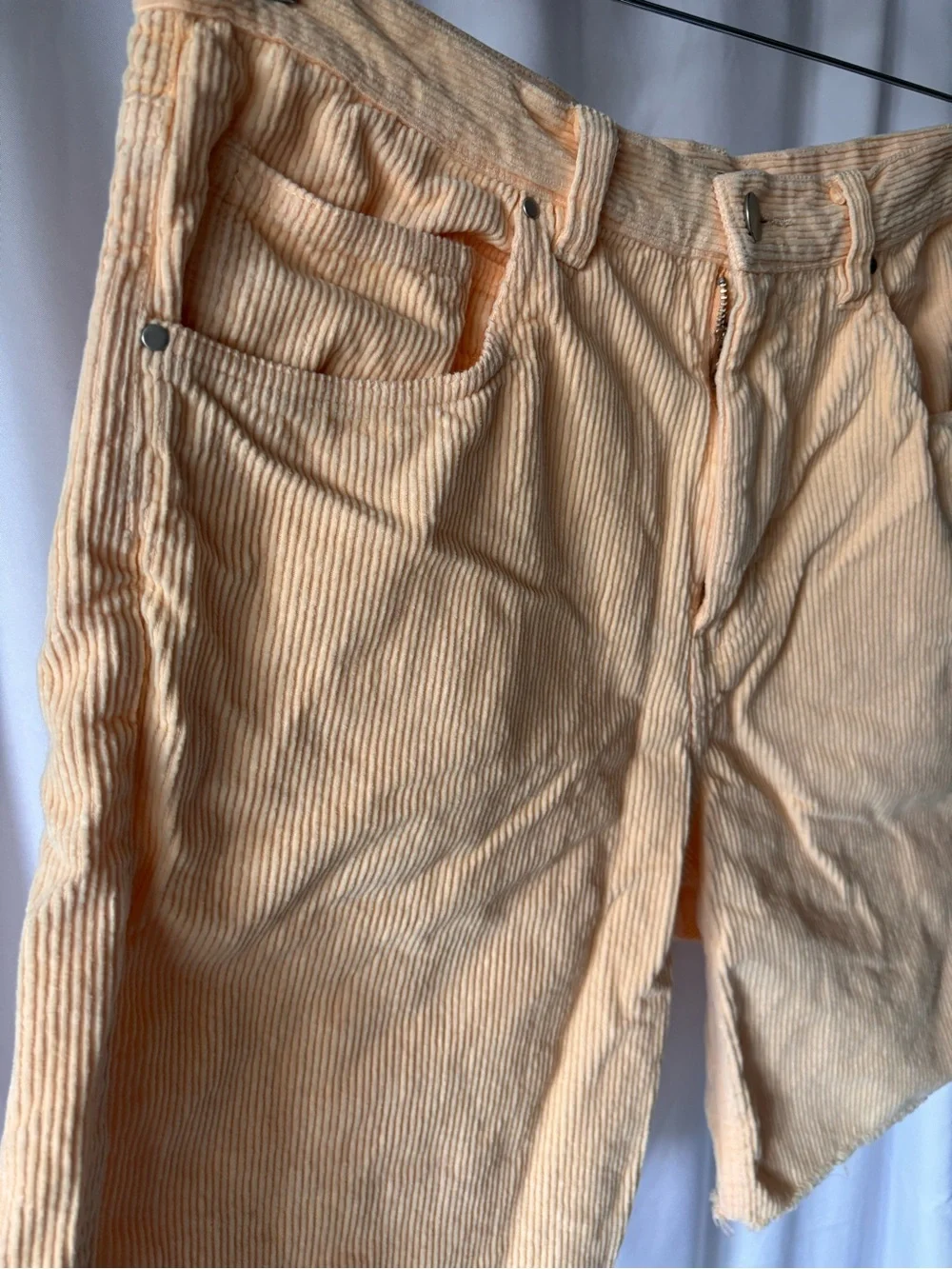 Urban Outfitters men flat